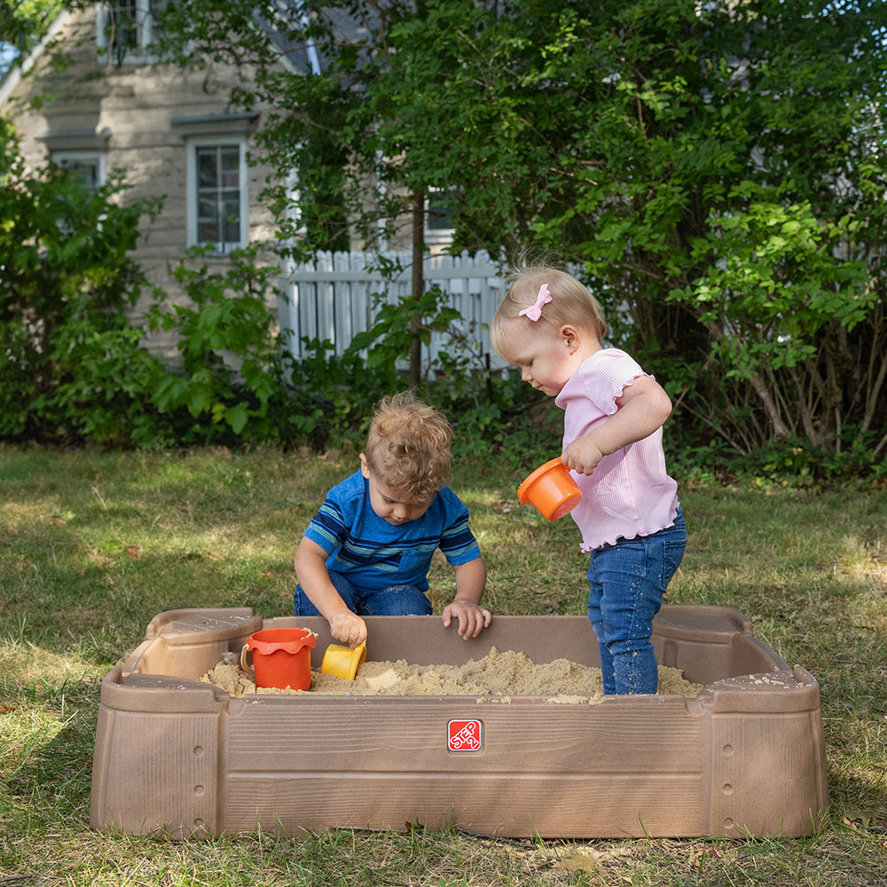 Step2 Play & Store Sandbox