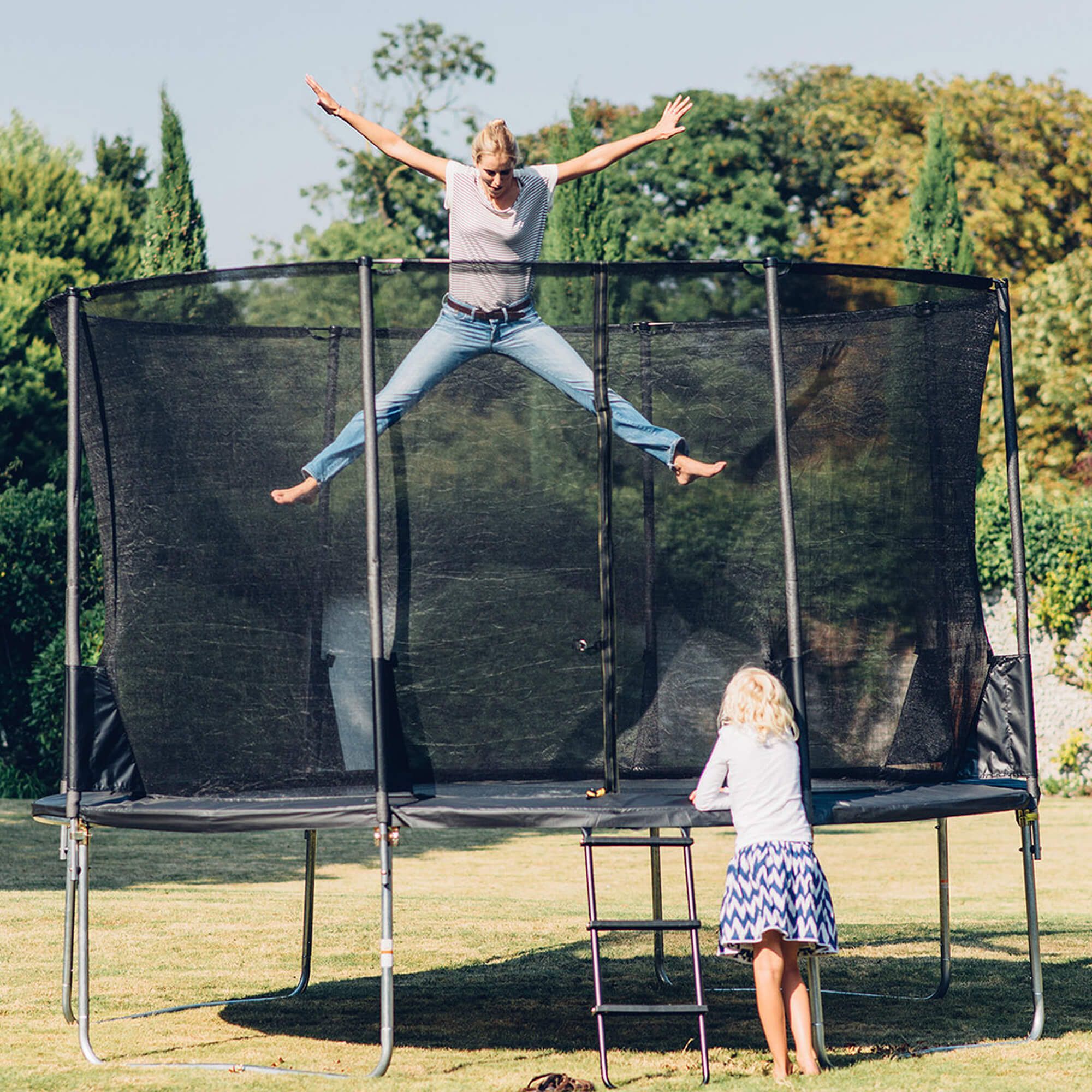 Plum SpaceZone II 10ft Trampoline with 3G Enclosure