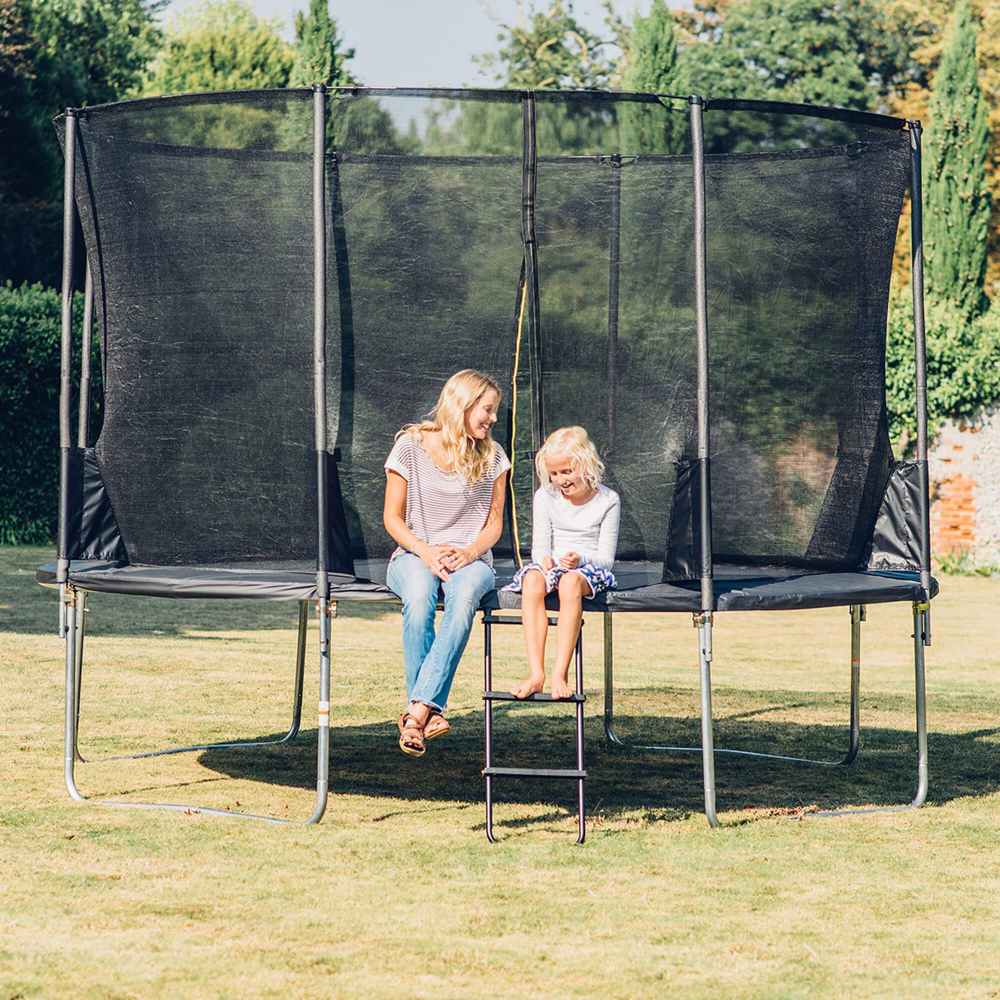 Plum SpaceZone II 10ft Trampoline with 3G Enclosure