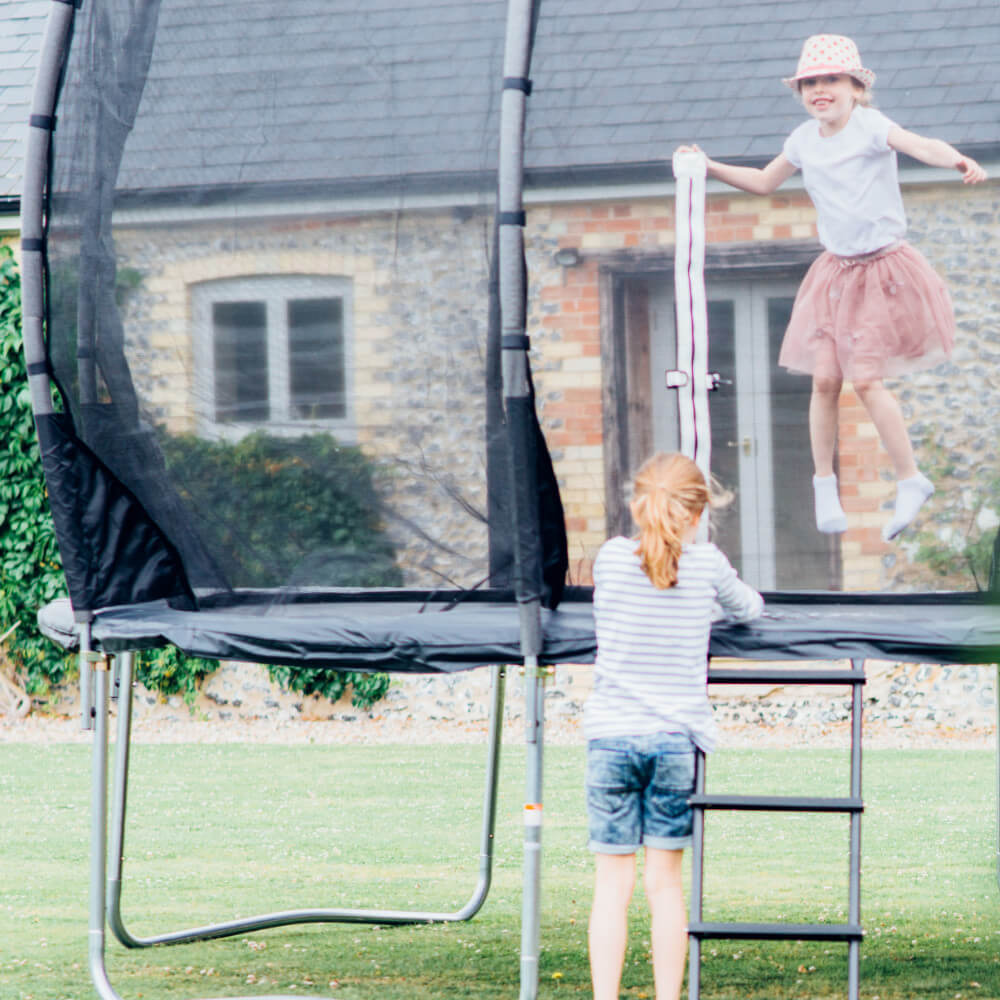 Plum Magnitude Trampoline & 3G Enclosure - 8ft