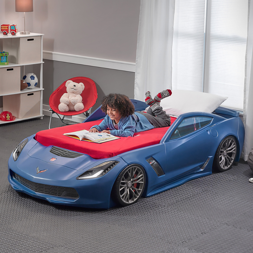 Step2 Corvette Z06 Bed with Lights - Blue