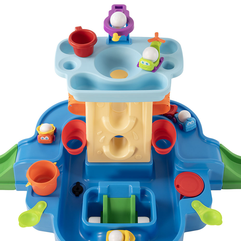Step2 Putt & Splash Centre
